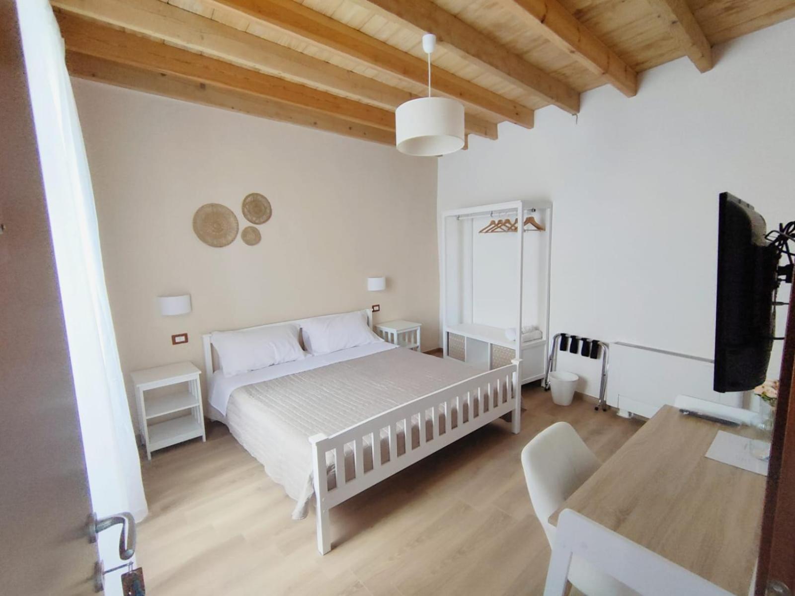 Bed and Breakfast Donna Raffaela Tertenìa Exterior foto